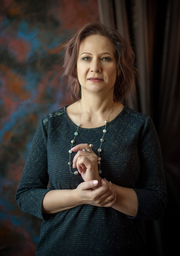 Марина Алясова автор книги Не ходите девки замуж